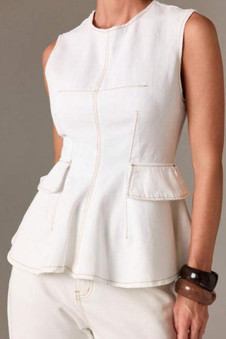 Top peplum sin mangas