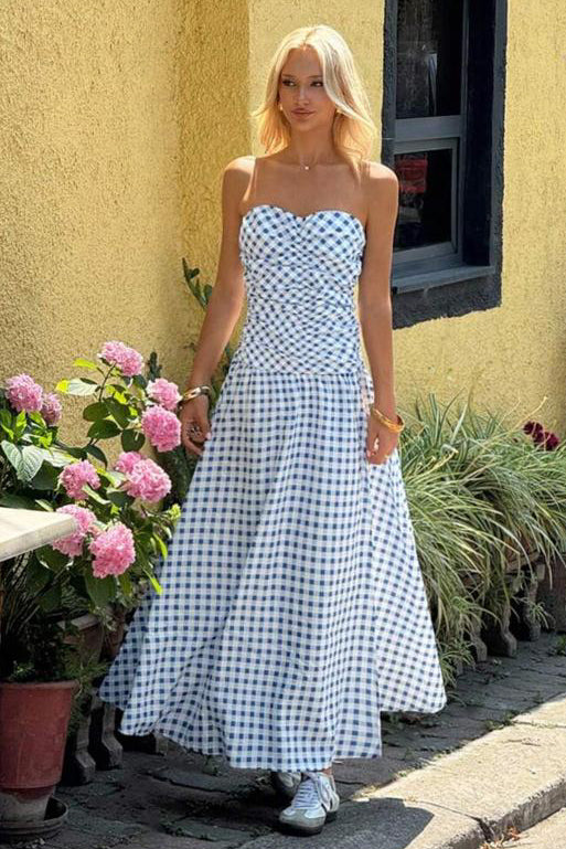 Vestido sin tirantes con estampado de cuadros🩵