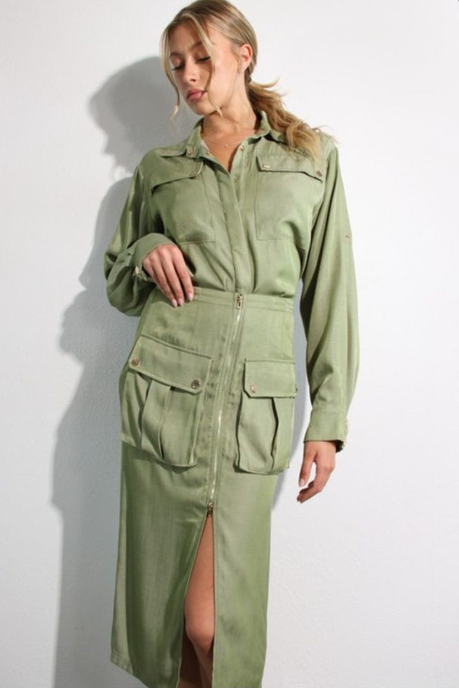 Conjunto de camisa y falda abotonada ( Preorders )