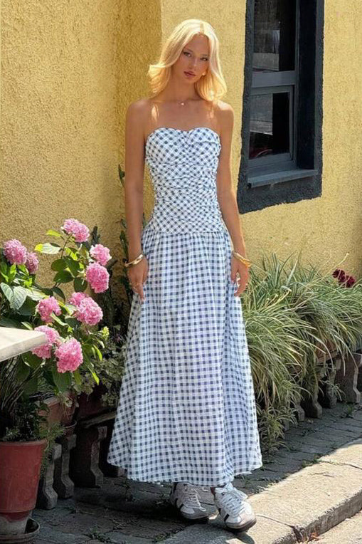 Vestido sin tirantes con estampado de cuadros🩵