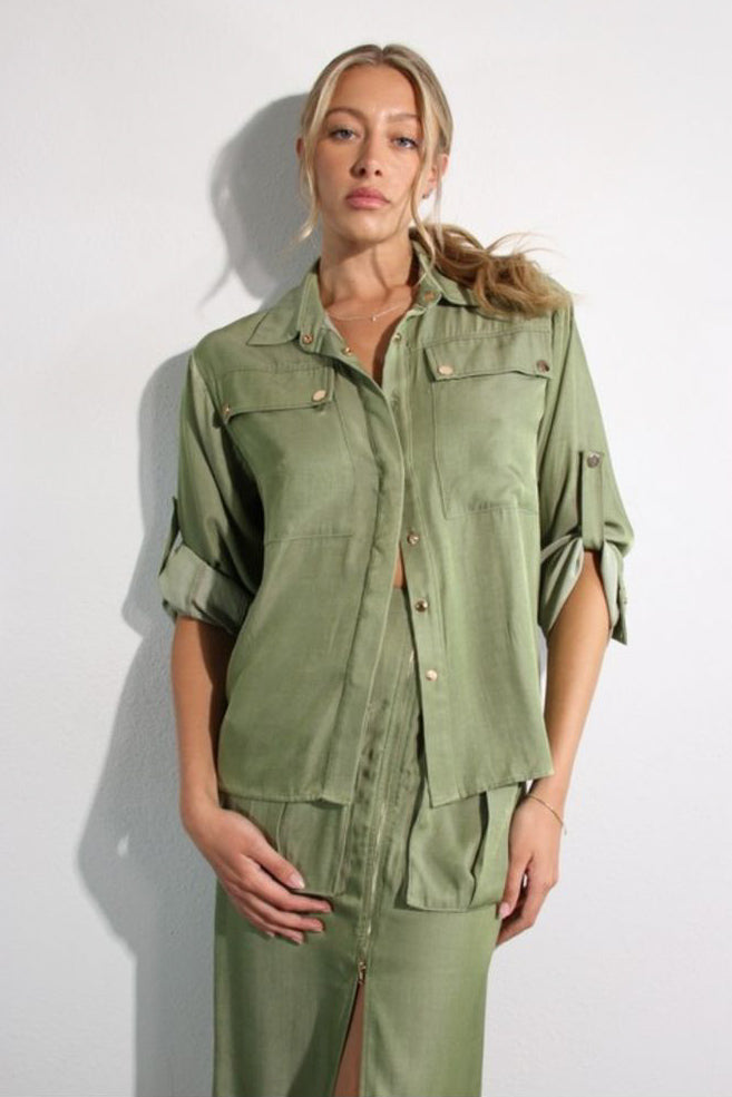 Conjunto de camisa y falda abotonada ( Preorders )