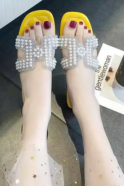 Pearls Sandals